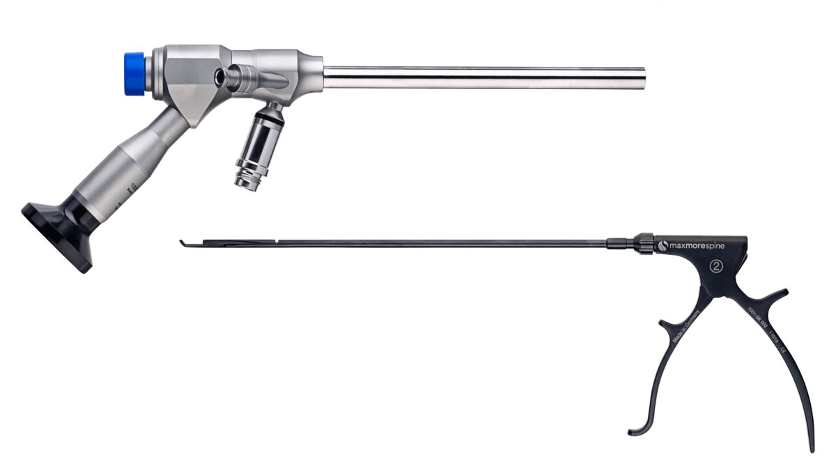Spinal endoscope and surgical instrument used for PSLD surgery